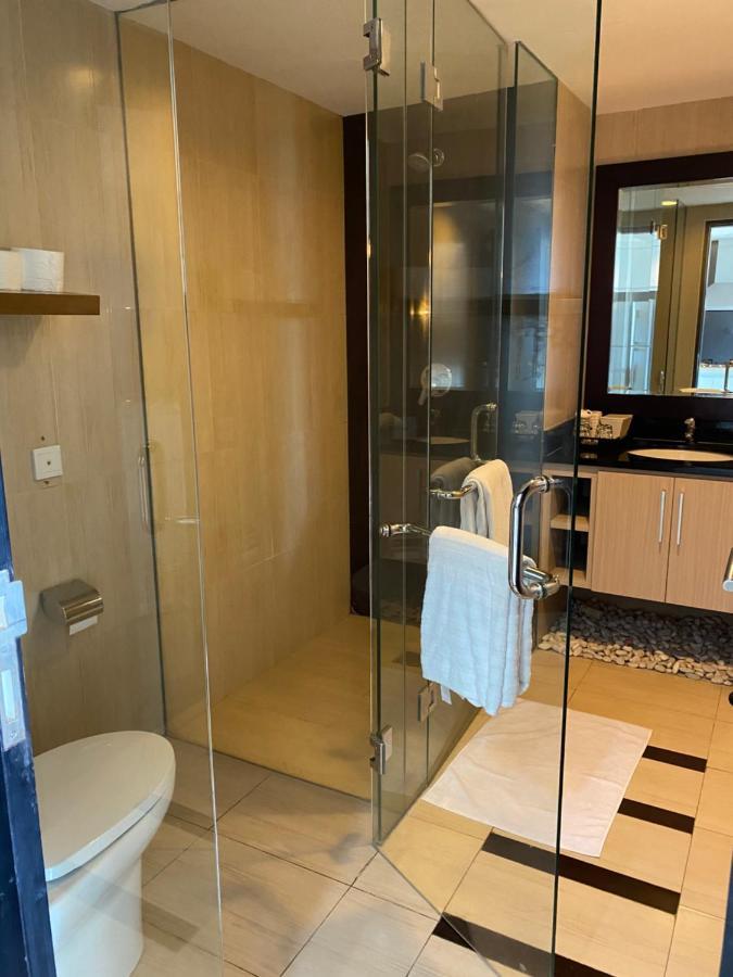 Stylish 2 Bedroom Penthouse Apt, Newly Refreshed, 50 Mbps, Pool, Gym, Resto Kuta Lombok Exteriér fotografie