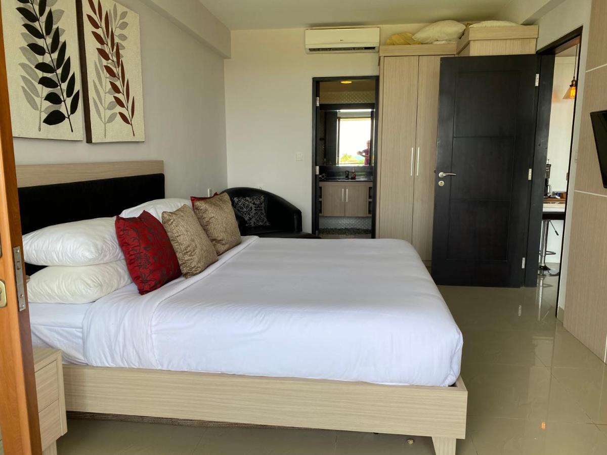 Stylish 2 Bedroom Penthouse Apt, Newly Refreshed, 50 Mbps, Pool, Gym, Resto Kuta Lombok Exteriér fotografie