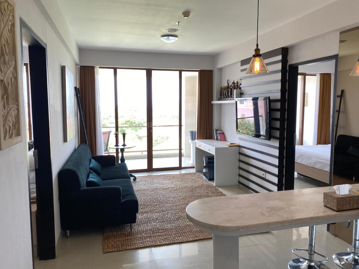 Stylish 2 Bedroom Penthouse Apt, Newly Refreshed, 50 Mbps, Pool, Gym, Resto Kuta Lombok Exteriér fotografie